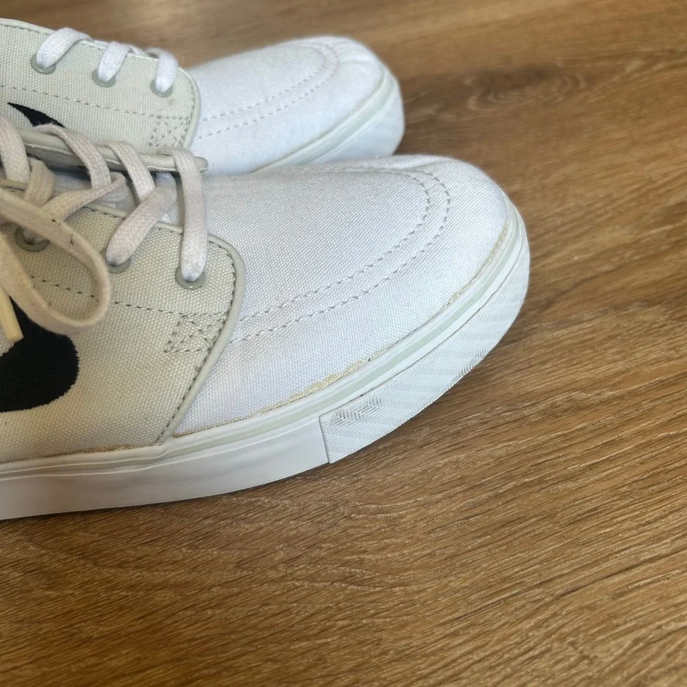 Nike SB Stefan Janoski Zoom Canvas Skate Shoes White Off-White Black Swoosh Low